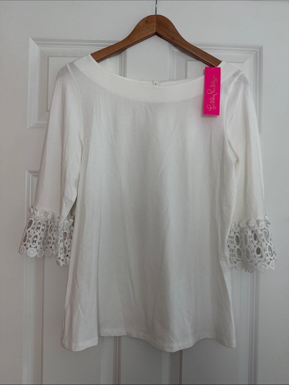 NWT Lilly Pulitzer Waverly Ruffle Top White Size Medium Lace Bell Sleeves